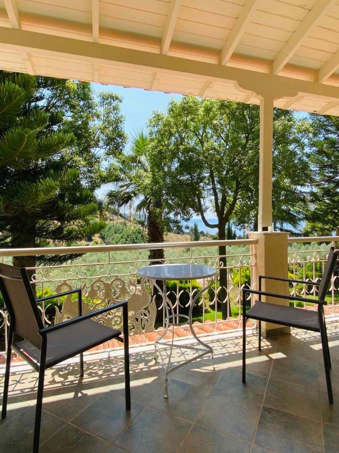Vkastri Aparthotel Vasiliki  Ruang foto