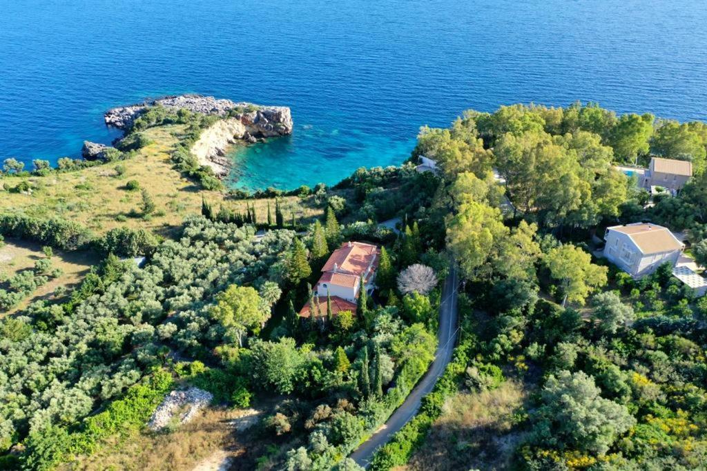 Vkastri Aparthotel Vasiliki  Bagian luar foto