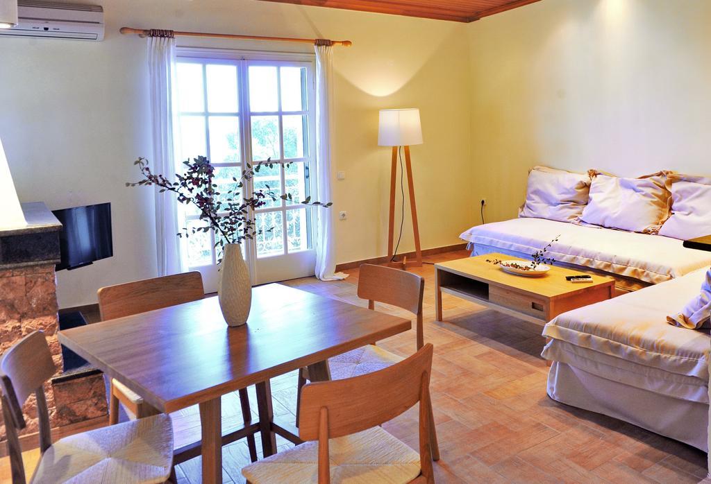 Vkastri Aparthotel Vasiliki  Bagian luar foto